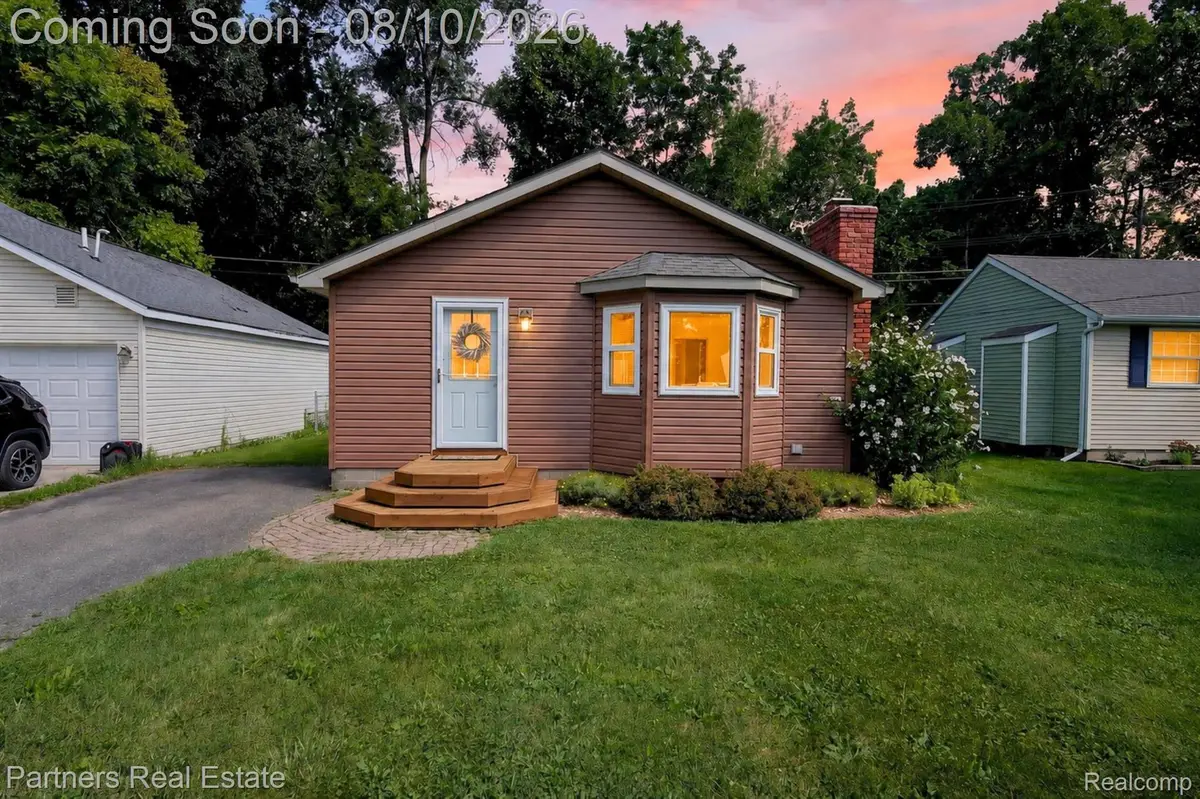 11381 Norway Drive, Hartland, MI 48353 - #1