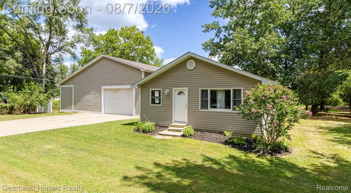 2411 Dean Drive, Highland, MI 48356 - #1