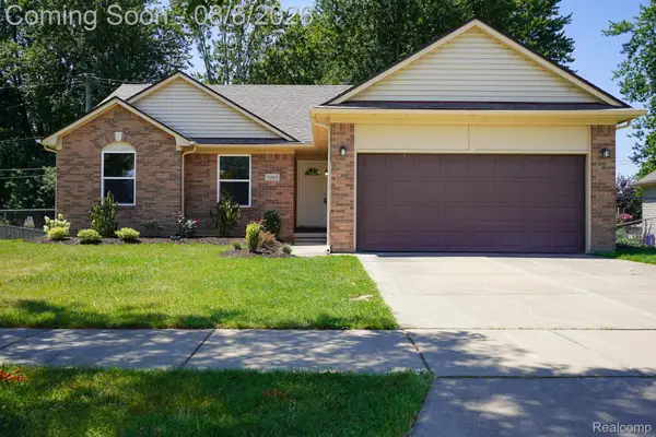 51819 Kings Pointe Drive, NewBaltimore, MI 48047