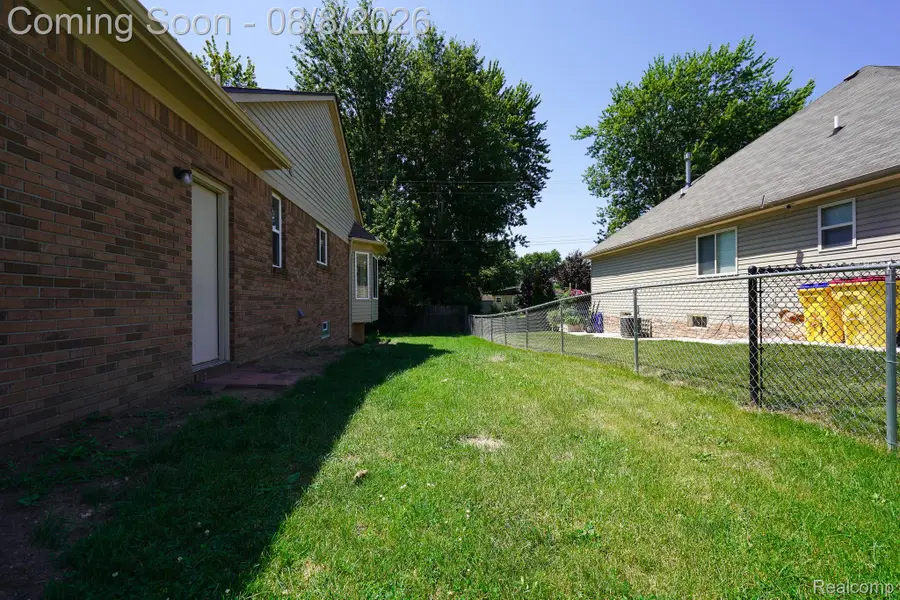 51819 Kings Pointe Drive, New Baltimore, MI 48047 - #3
