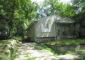 2204 N Vernon Avenue, Flint, MI 48506 - #2