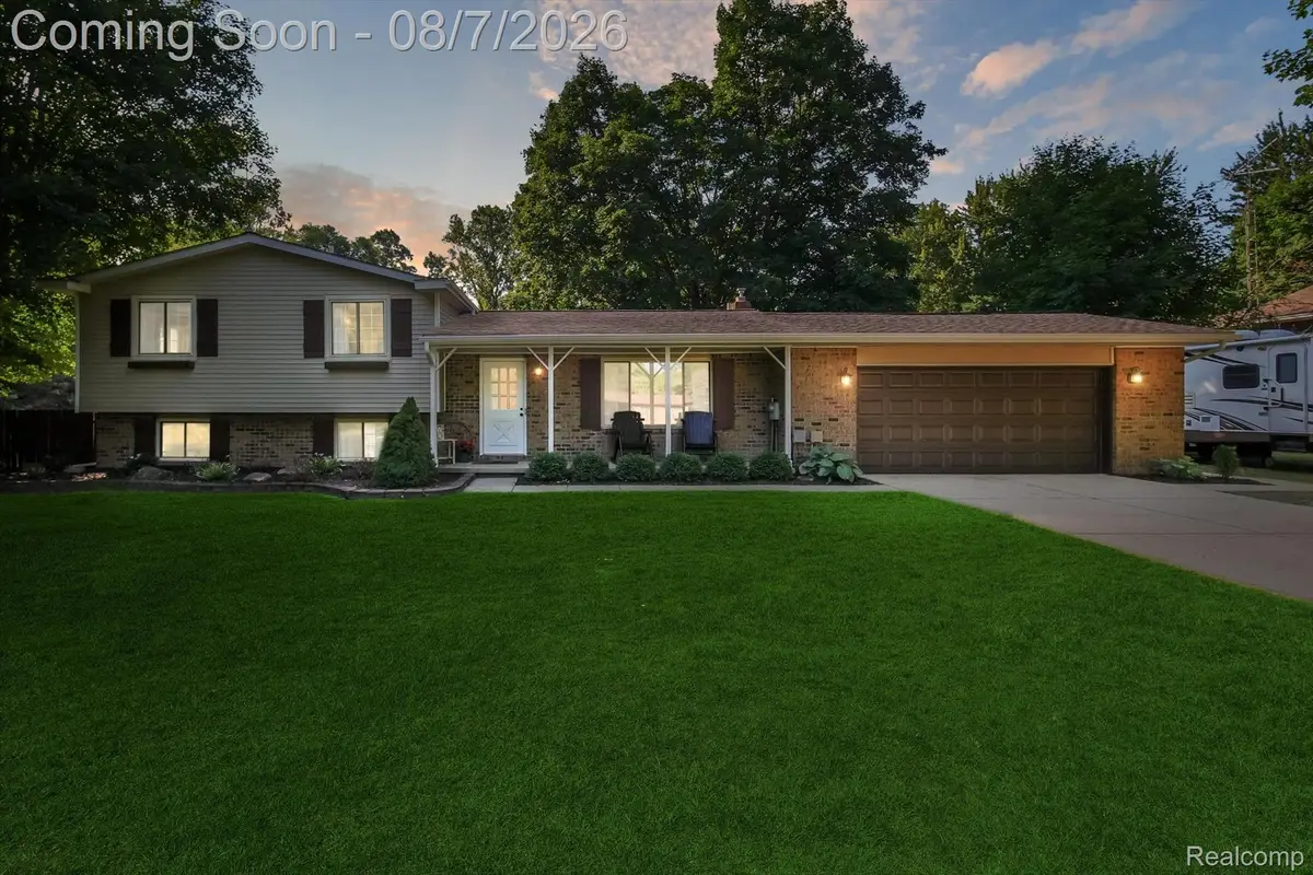 12232 Dentonview Drive, Fenton, MI 48430 - #1