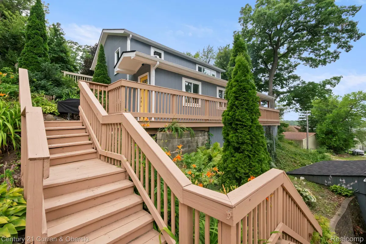 10492 Lake Shore Drive, Fenton, MI 48430 - #1