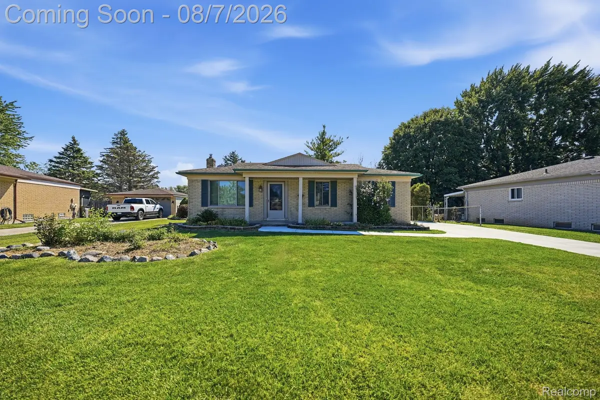 40628 Passmore Drive, Clinton, MI 48038 - #1