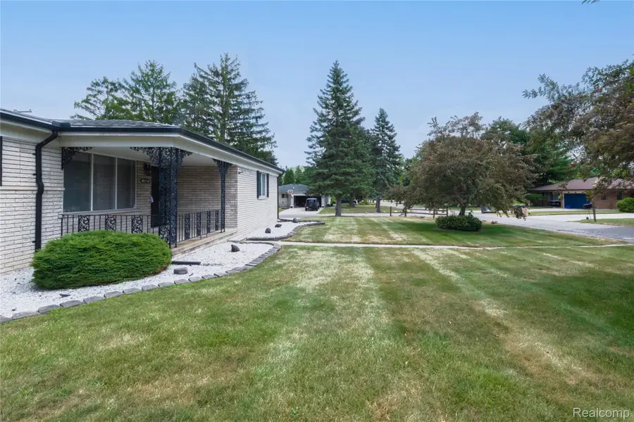 18863 Monica Drive, Clinton Township, MI 48036 - #3