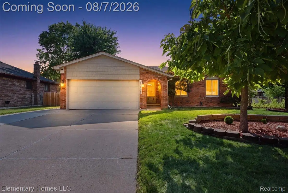 38626 Harrison Drive, Sterling Heights, MI 48310 - #1