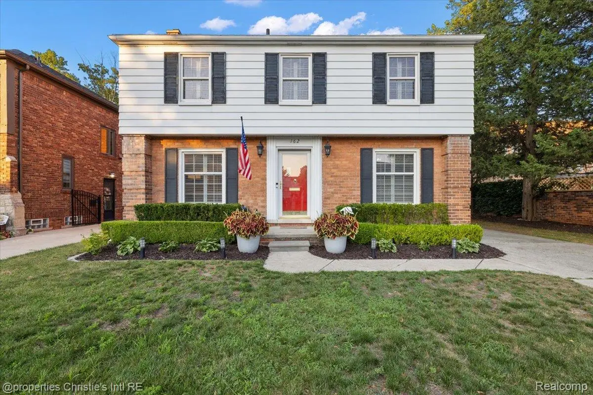 162 Fisher Road, Grosse Pointe Farms, MI 48230 - #1