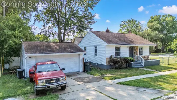 42612 Matter Place, ClintonTownship, MI 48036