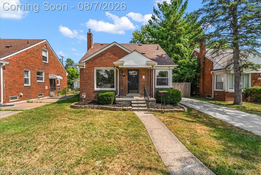 21711 Bournemouth Street, Harper Woods, MI 48225 - #2