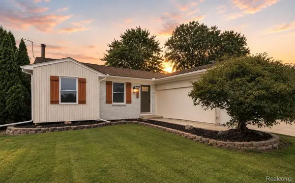 27057 Clark Circle, Chesterfield, MI 48051