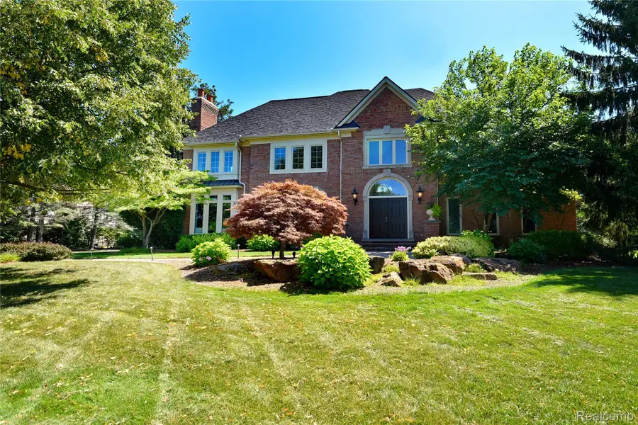 4929 Crestone Way, Rochester, MI 48306 - #3