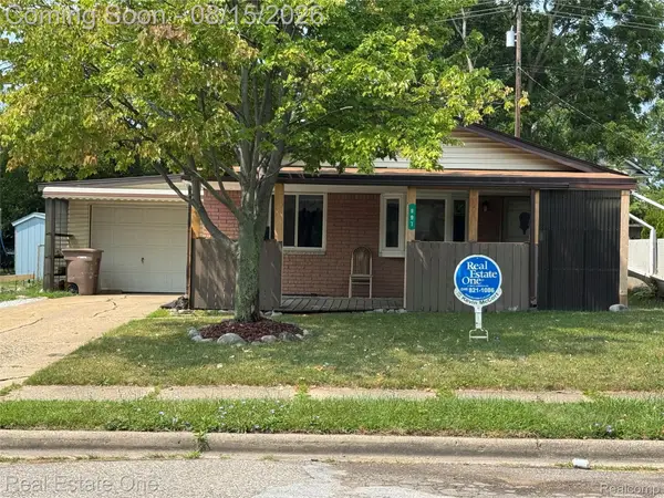 897 Kenilworth Avenue, Pontiac, MI 48340