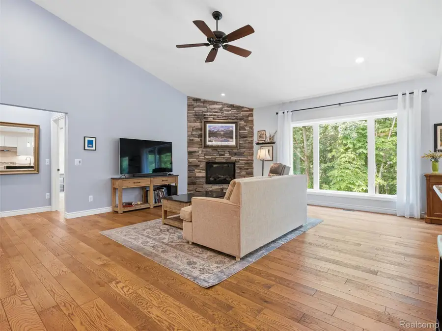 2588 Cheltenham Knoll, Howell, MI 48843 - #3
