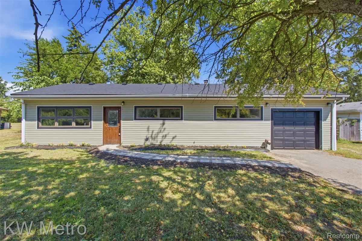 37860 Dardanella Street, Livonia, MI 48152 - #1