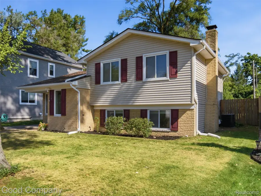 705 Millard Avenue, Royal Oak, MI 48073 - #2