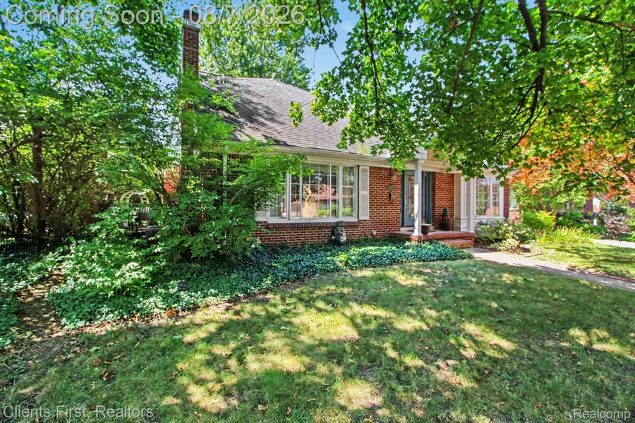620 Beechmont Street, Dearborn, MI 48124 - #3