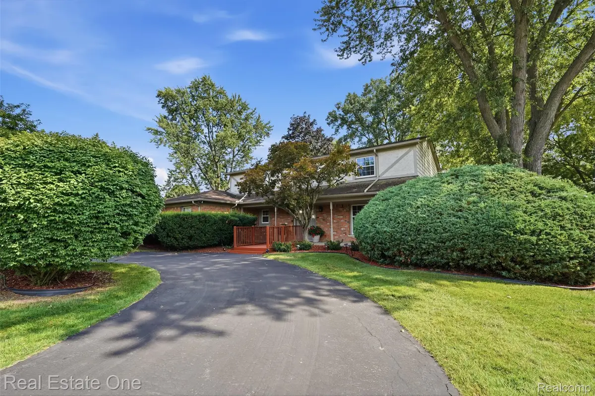 30752 Woodstream Court, Farmington Hills, MI 48334 - #1