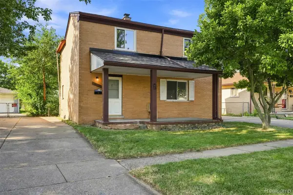 19578 Opal Street, ClintonTownship, MI 48035