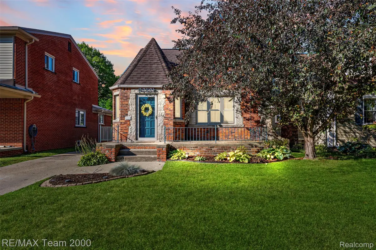 22501 Olmstead Street, Dearborn, MI 48124 - #1