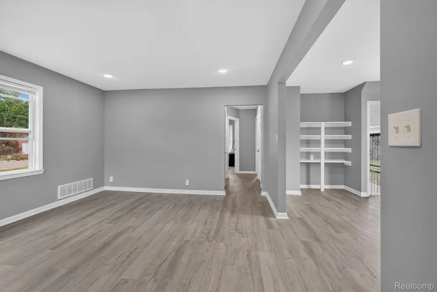 3708 Nottingham Road, Detroit, MI 48224 - #2