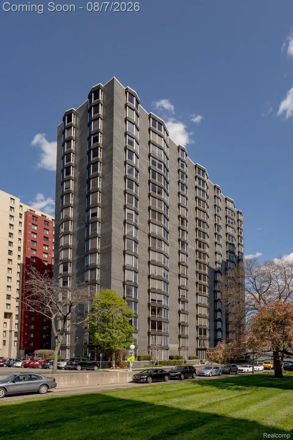 8200 E Jefferson #503, Detroit, MI 48214 - #1