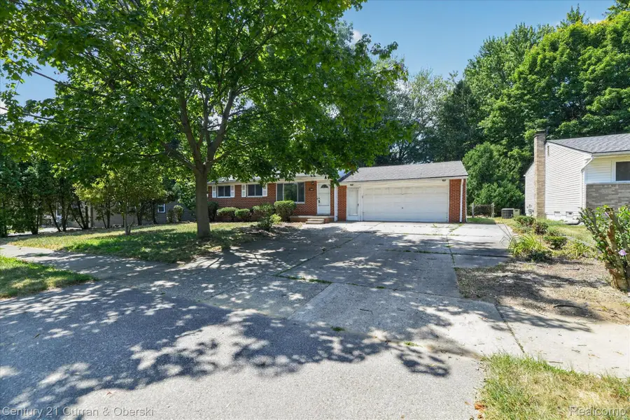 19007 Filmore Street, Livonia, MI 48152 - #2
