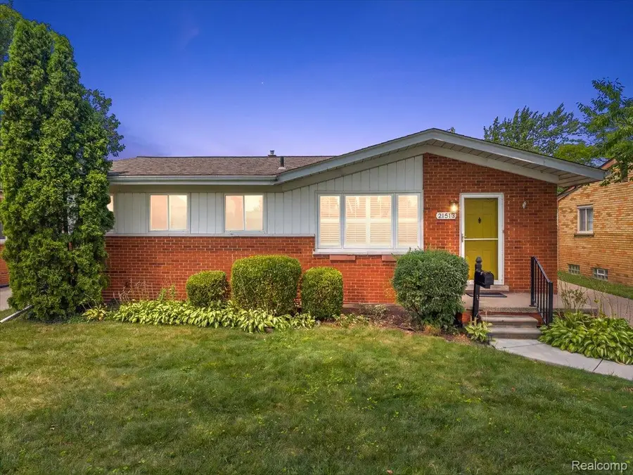 21513 Willow Wisp Street, Saint Clair Shores, MI 48082 - #2