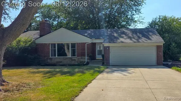 14111 Hillcrest Street, Livonia, MI 48154
