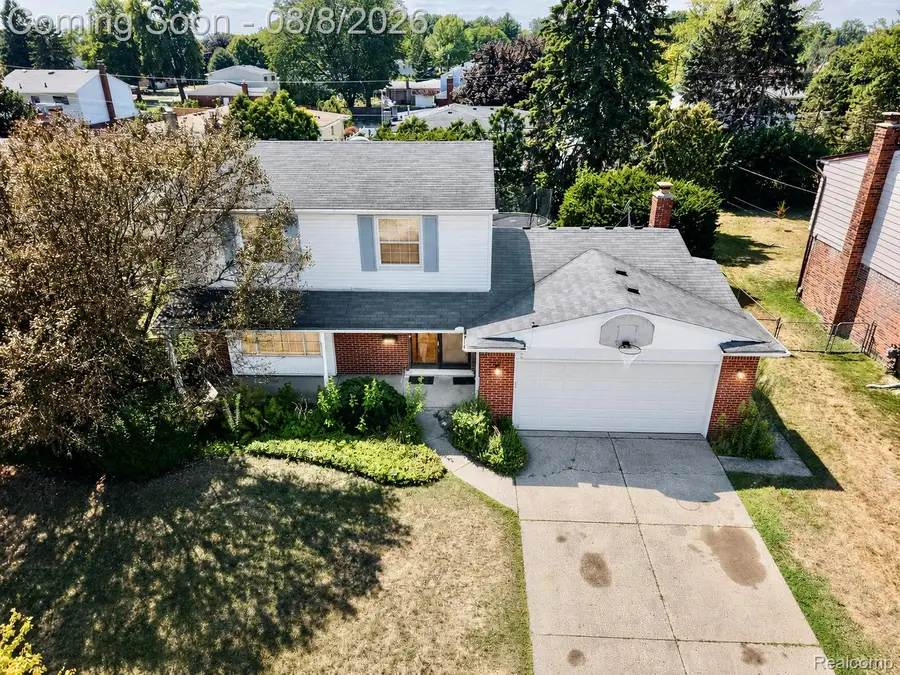 30121 Woodhouse Drive, Warren, MI 48092 - #3
