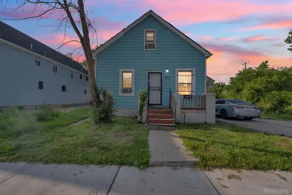 2124 Halleck Street, Hamtramck, MI 48212