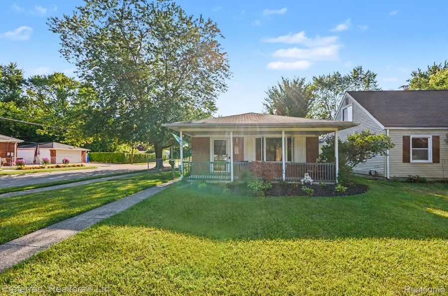 4101 Parker Street, Dearborn Heights, MI 48125 - #2