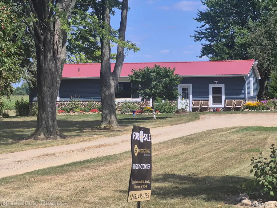 8426 Lake Pleasant Road, Clifford, MI 48727 - #2