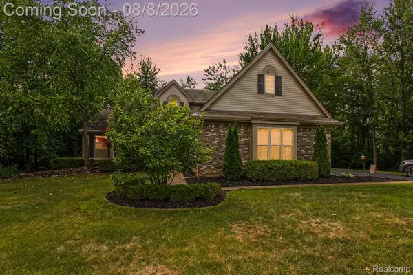 930 Chemung Forest Drive, Howell, MI 48843