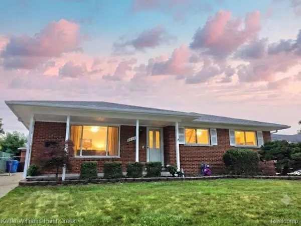 31527 Pinto Drive, Warren, MI 48093