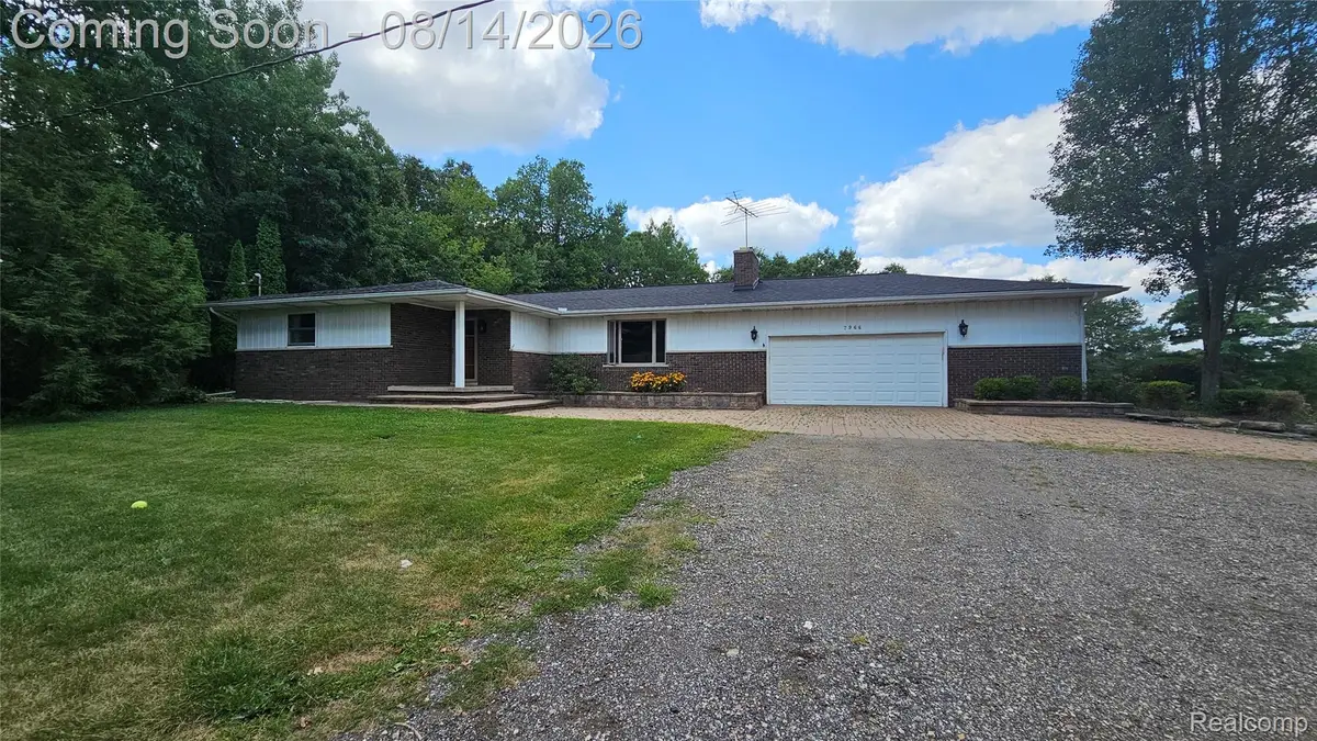 7966 Pettysville Road, Pinckney, MI 48169 - #1