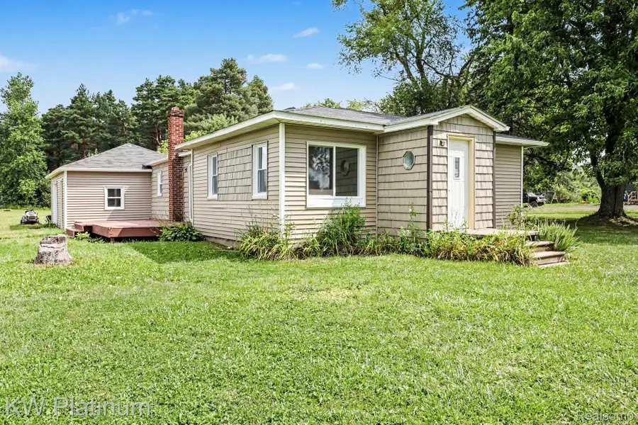 4560 Lapeer Road, Kimball, MI 48074 - #2