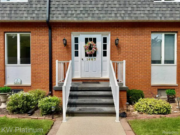 1467 Krafft Road #5, FortGratiot, MI 48059