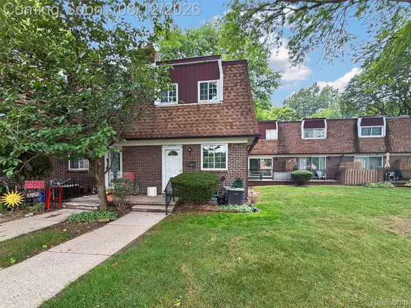 37050 W Aragona Drive W #23, ClintonTownship, MI 48036