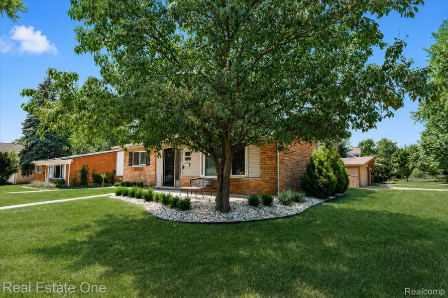 1355 N Oak Street, Rochester, MI 48307 - #3