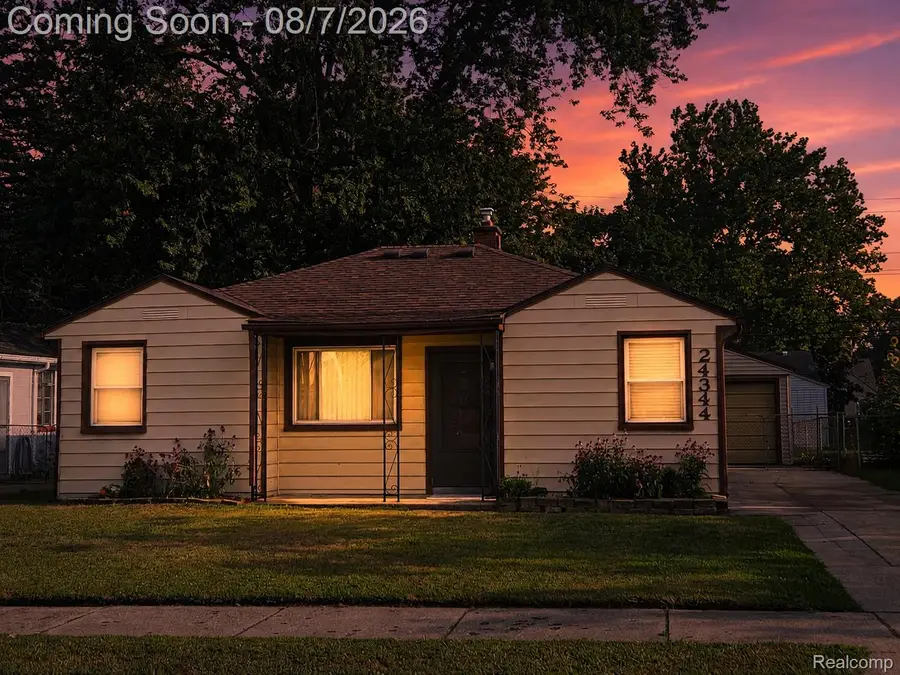 24344 Dartmouth Street, Dearborn, MI 48124 - #2
