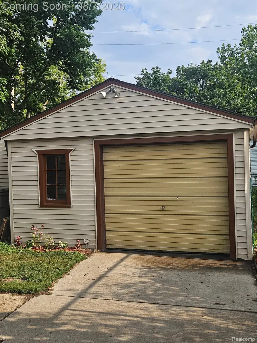 24344 Dartmouth Street, Dearborn, MI 48124 - #3