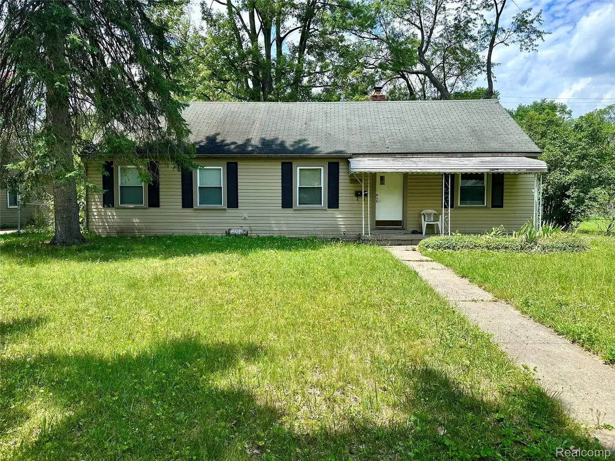 20483 Five Points Street, Redford, MI 48240 - #1