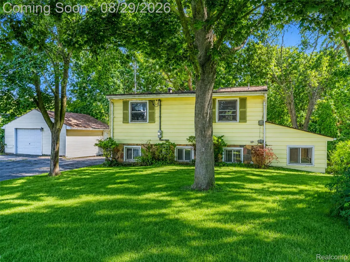 3216 Warren Drive, Waterford, MI 48329 - #1