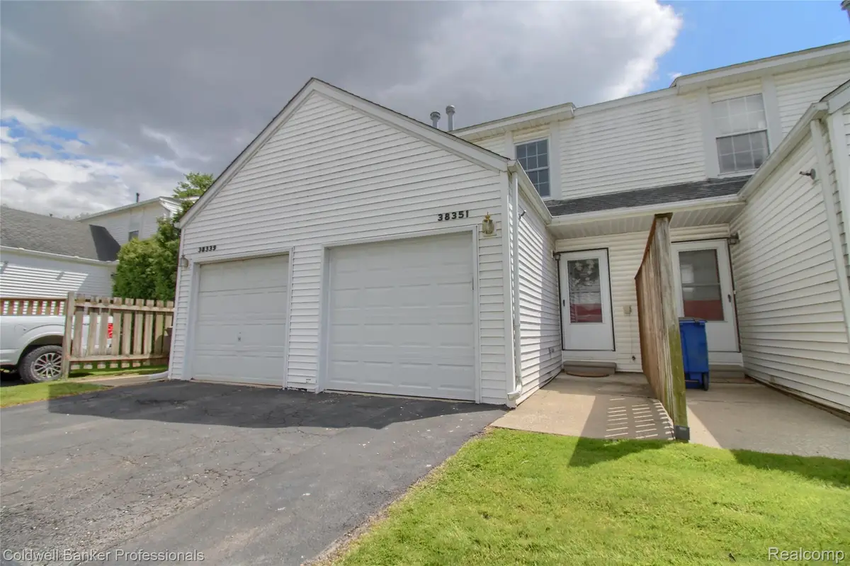 38351 Warner Farms Drive S, Westland, MI 48185 - #1
