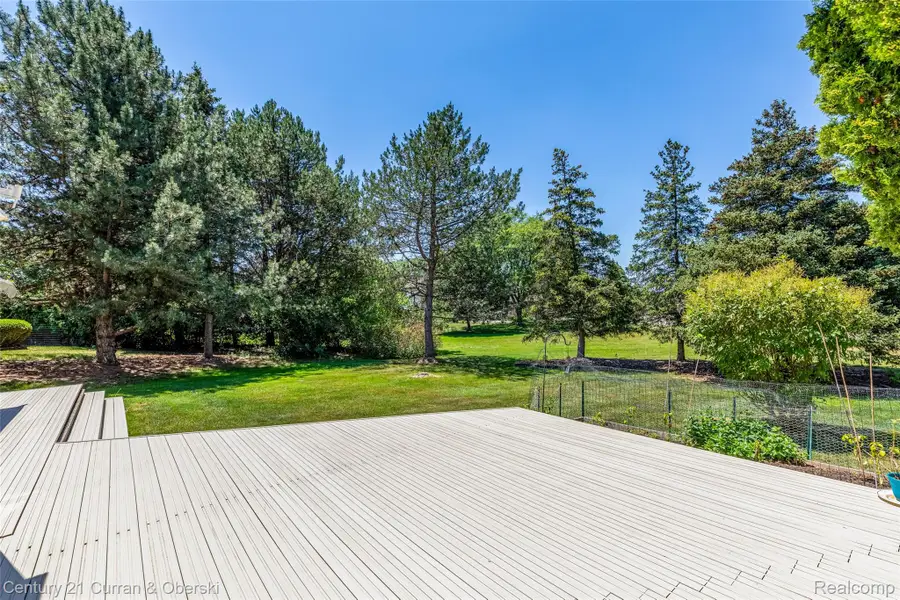 31259 Applewood Lane, Farmington, MI 48331 - #3