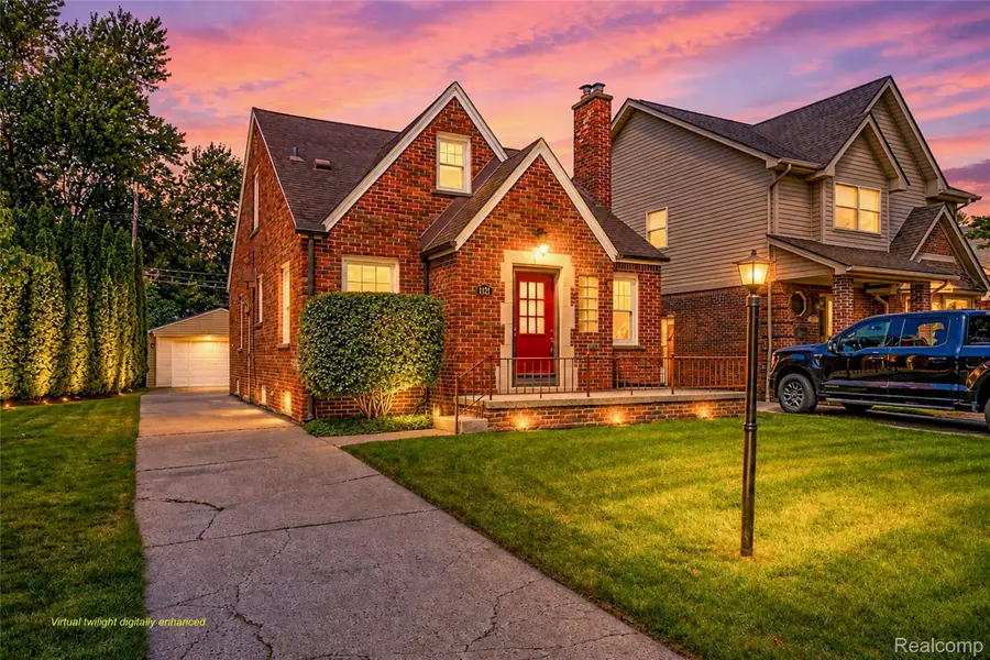 1121 N Vernon Street, Dearborn, MI 48128 - #3