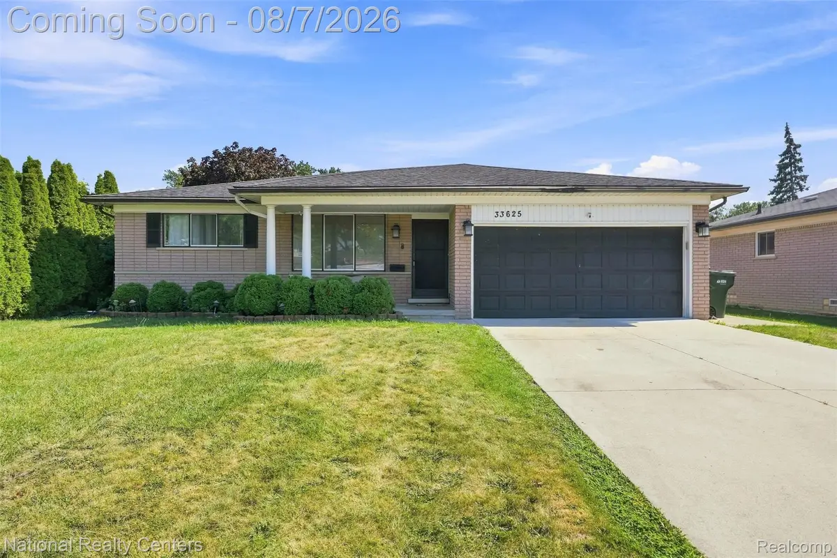 33625 Kennedy Drive, Sterling Heights, MI 48310 - #1