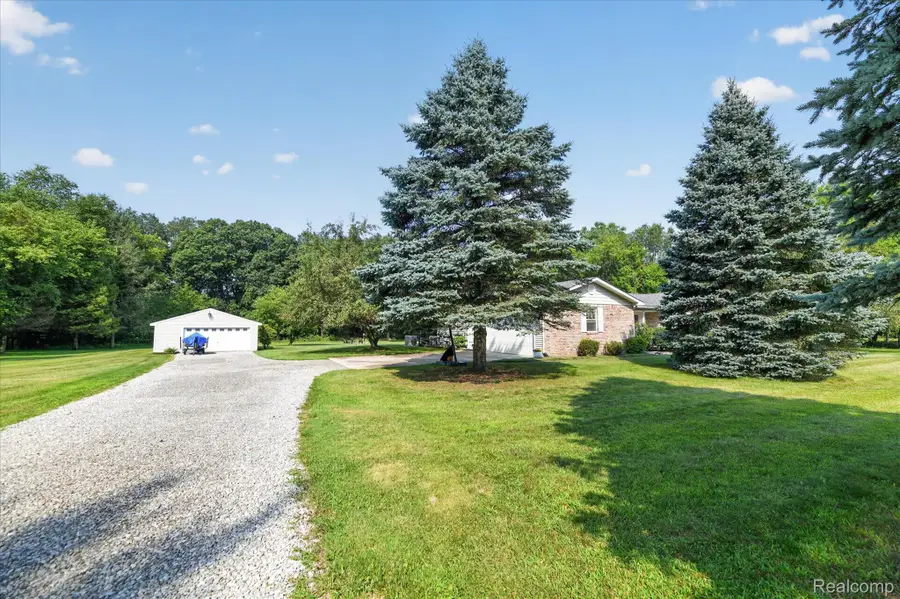 2364 Northwood Place, Brighton, MI 48114 - #2