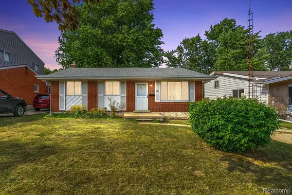 909 Lochhead Avenue, Flint, MI 48507