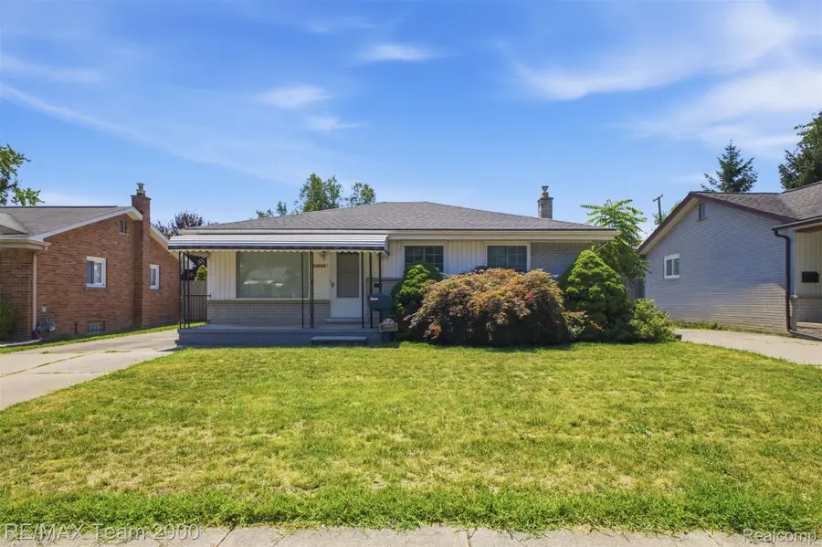 24645 Eton Avenue, Dearborn Heights, MI 48125 - #2